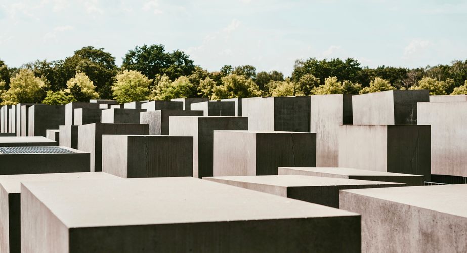 Het Holocaustmonument 